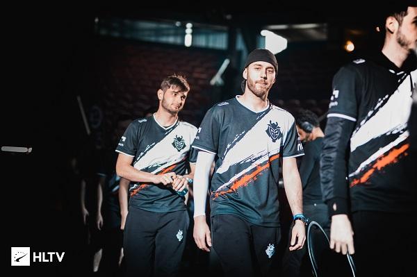 不仅带我们 不仅带我们