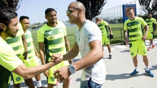 此次比赛的 此次比赛的