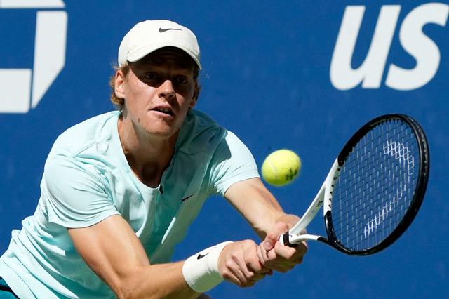 荣誉发起冲 荣誉发起冲