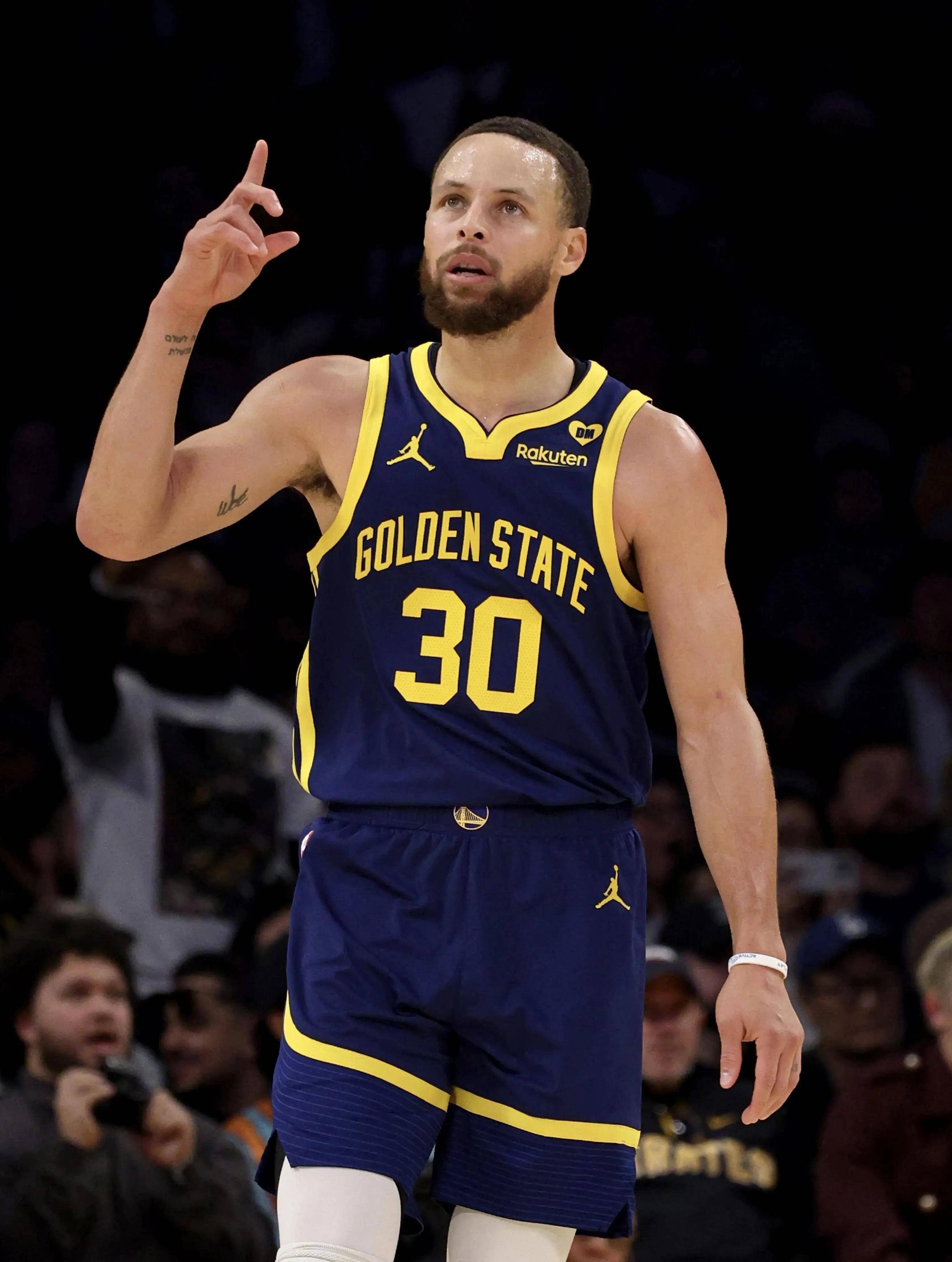 门将与中卫 门将与中卫