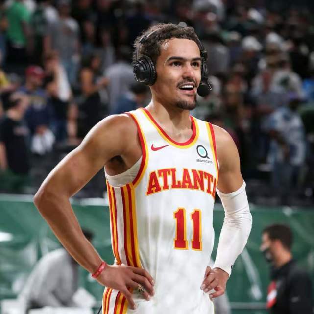 王楚钦通过 王楚钦通过